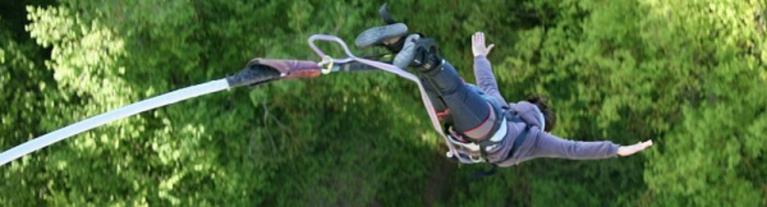 Saut à l'élastique près de Viry Chatillon